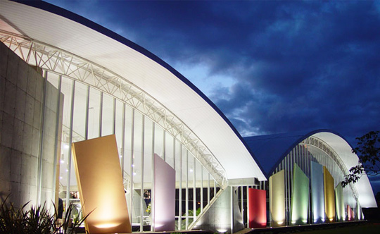 fachada da Biblioteca Municipal de Sorocaba
