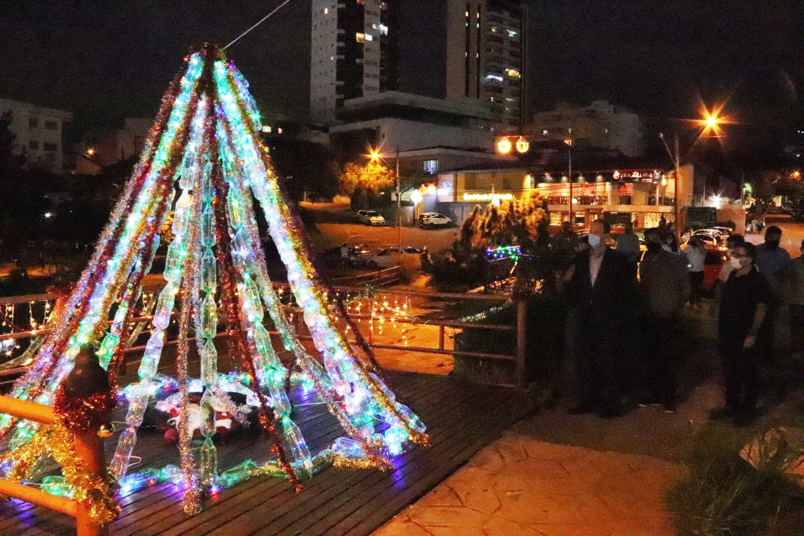 Parque Kasato Maru recebe iluminação especial de Natal natal kasato maru scaled
