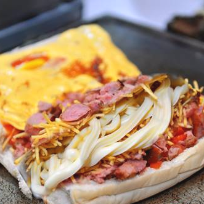 Com ou sem purê? Saiba onde comer um dogão caprichado em Sorocaba Estevao e Alemao Lanches