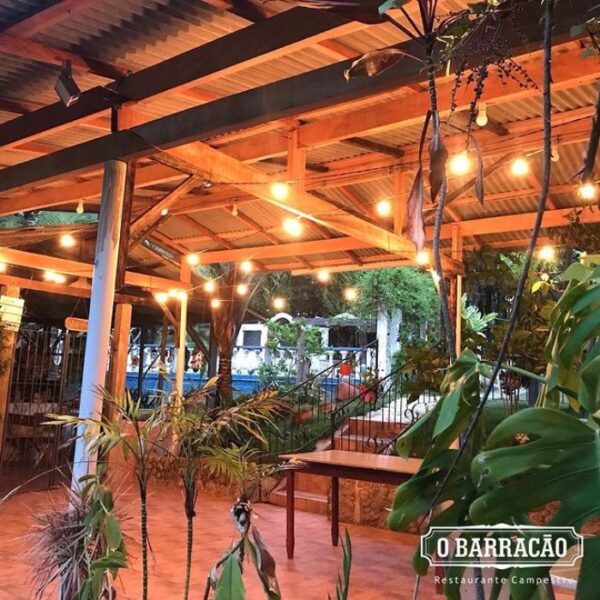 Onde almoçar no domingo de páscoa na região de Sorocaba o barracao 2