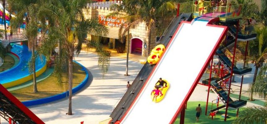 Castelo Park Aquático tem promoção especial de ingressos durante o mês de novembro half pipe