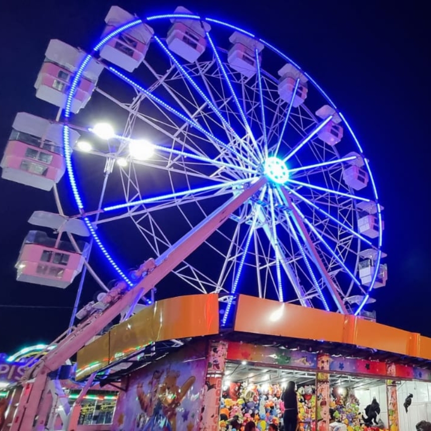 Cinco brinquedos imperdíveis para aproveitar na Festa Junina de Votorantim roda gigante