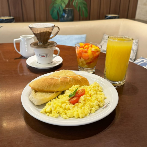 frans cafe galeria 2