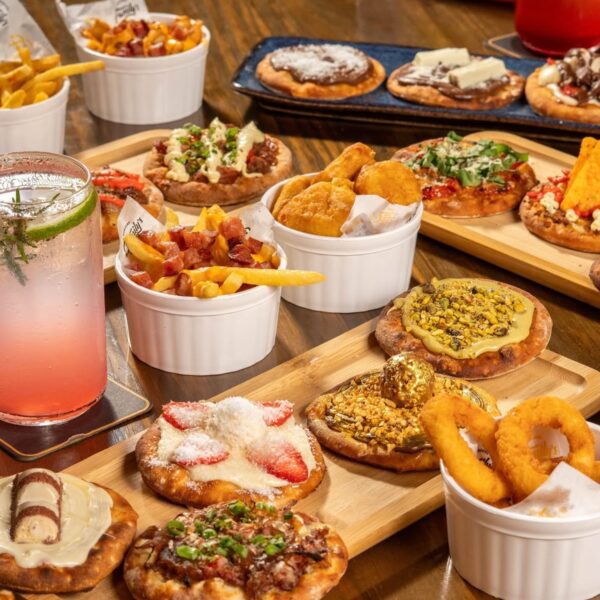 The Familys Burger & Pizza 6
